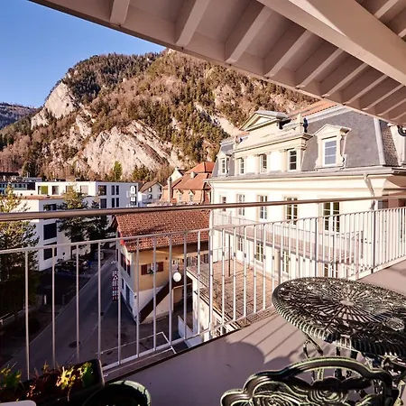 Lägenhet Center With Mountain View Interlaken