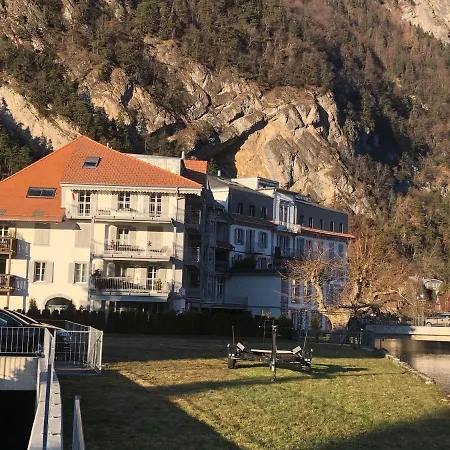 Center With Mountain View 公寓 因特拉肯